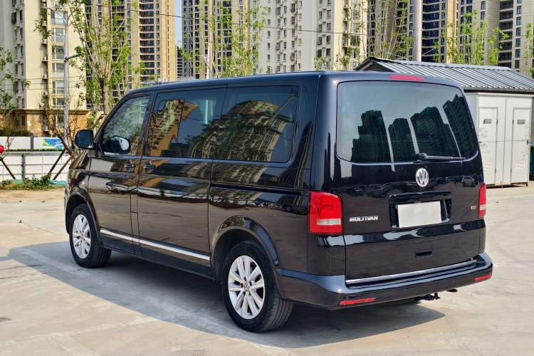 Used Volkswagen Multivan 2012 2.0 TSI Two-Wheel-Drive Luxury Edition Exterior 3
