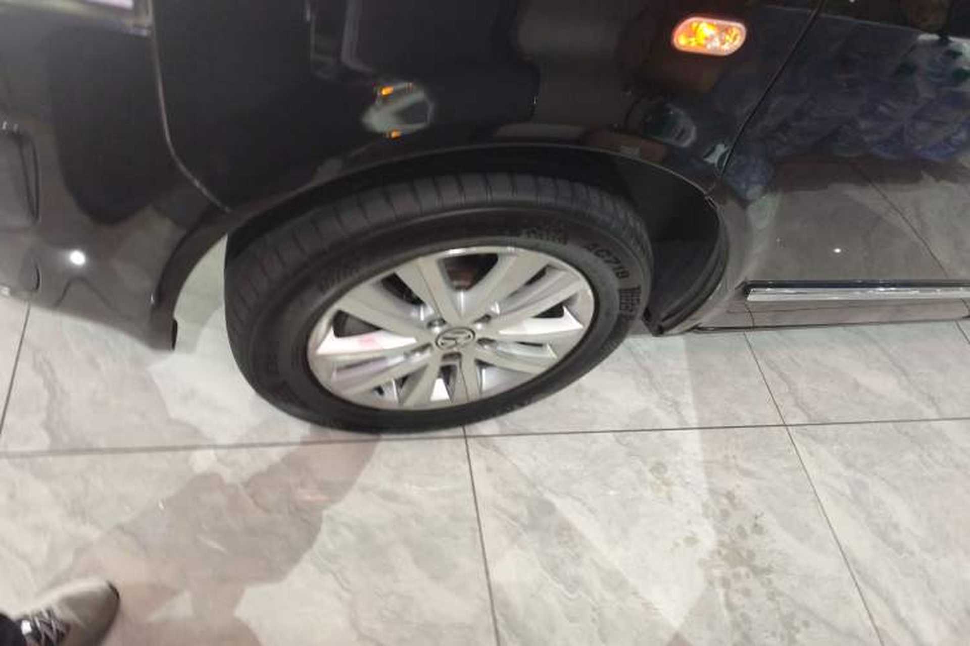 Used Volkswagen Multivan 2012 2.0 TSI Two-Wheel-Drive Luxury Edition Exterior 4