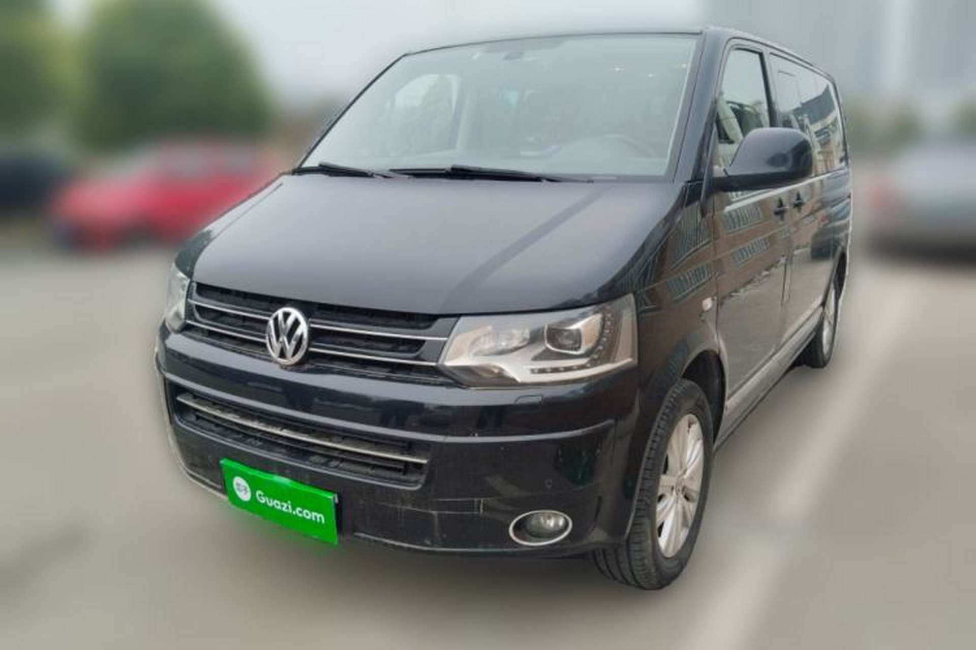 Used Volkswagen Multivan 2012 2.0 TSI Four-Wheel Drive Deluxe Edition Front Left 45 Deg