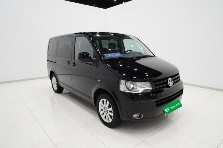 Used Volkswagen Multivan 2012 2.0 TSI Two-Wheel-Drive Luxury Edition Front Right 45 Deg