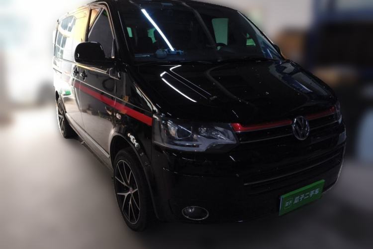 Used Volkswagen Multivan 2012 2.0 TSI Two-Wheel-Drive Luxury Edition Front Right 45 Deg