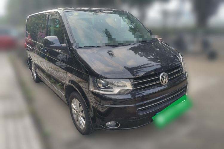 Used Volkswagen Multivan 2012 2.0 TSI Two-Wheel-Drive Luxury Edition Front Right 45 Deg