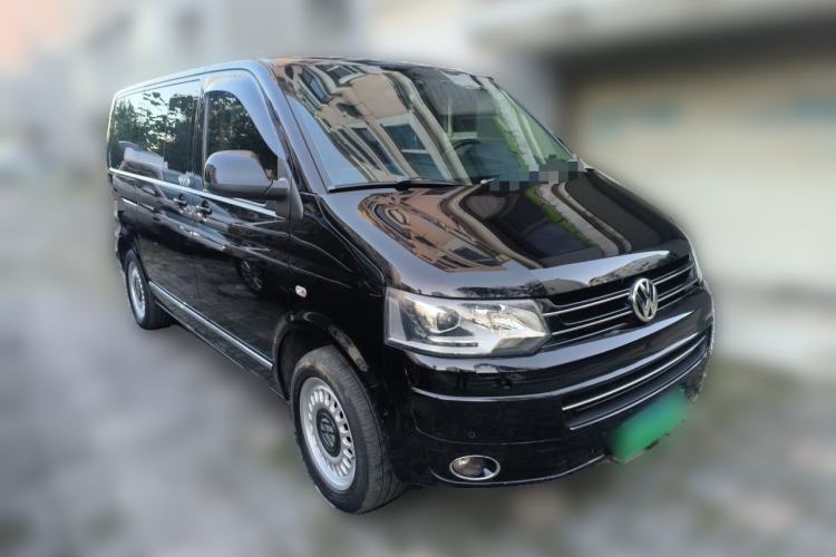Used Volkswagen Multivan 2012 2.0 TSI Four-Wheel Drive Deluxe Edition Front Right 45 Deg