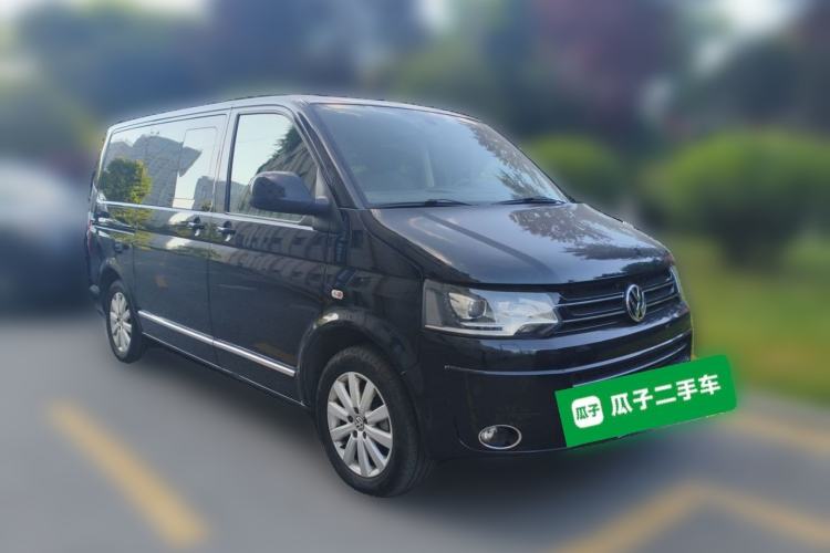 Used Volkswagen Multivan 2012 2.0 TSI Four-Wheel Drive Deluxe Edition Front Right 45 Deg