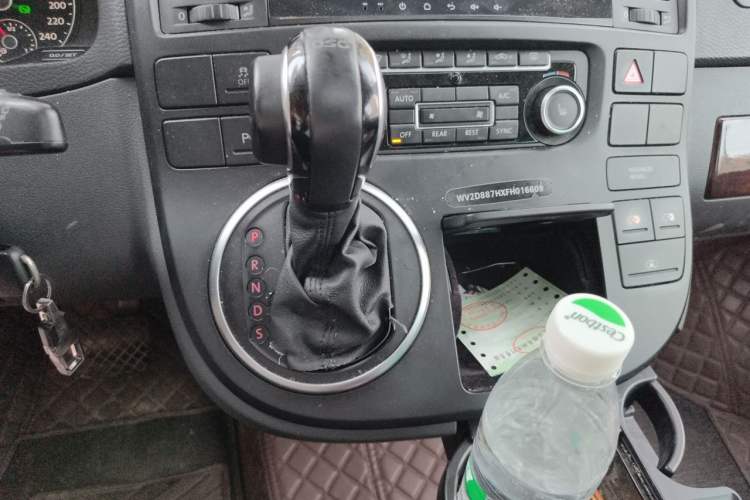 Used Volkswagen Multivan 2012 2.0 TSI Two-Wheel-Drive Luxury Edition Gear Lever