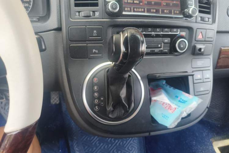 Used Volkswagen Multivan 2012 2.0 TSI Four-Wheel Drive Deluxe Edition Gear Lever