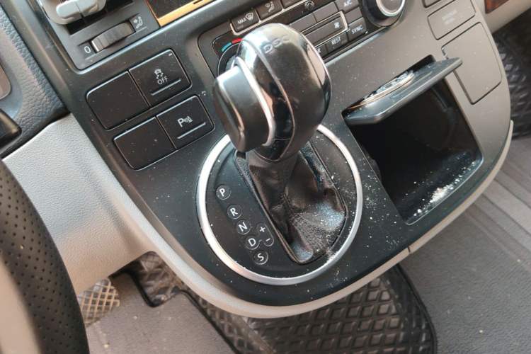 Used Volkswagen Multivan 2012 2.0 TSI Two-Wheel Drive Business Edition Gear Lever