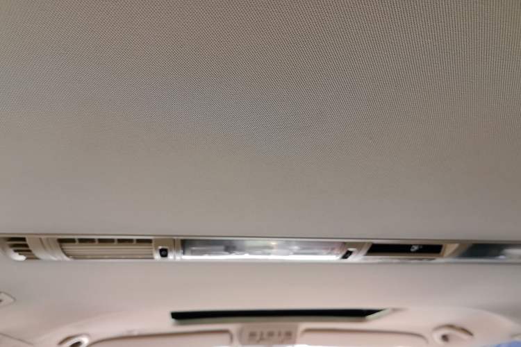 Used Volkswagen Multivan 2012 2.0 TSI Four-Wheel Drive Deluxe Edition Headliner