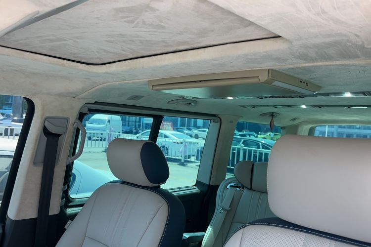 Used Volkswagen Multivan 2012 2.0 TSI Two-Wheel-Drive Luxury Edition Headliner