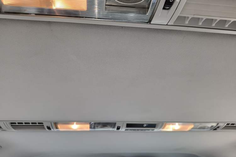 Used Volkswagen Multivan 2012 2.0 TSI Two-Wheel Drive Business Edition Headliner