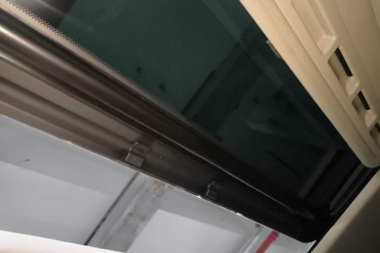 Used Volkswagen Multivan 2012 2.0 TSI Two-Wheel-Drive Luxury Edition Headliner