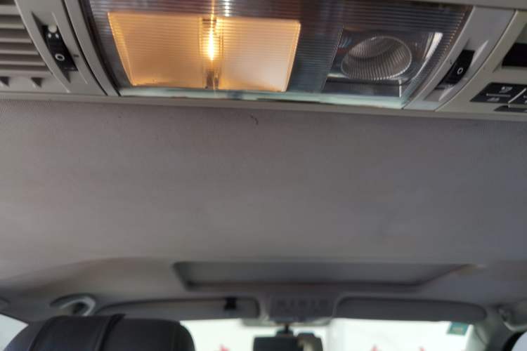 Used Volkswagen Multivan 2012 2.0 TSI Two-Wheel-Drive Luxury Edition Headliner