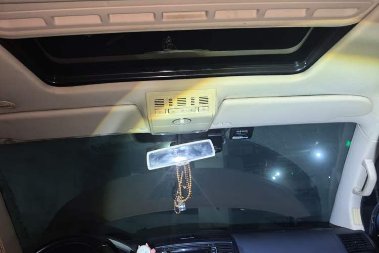 Used Volkswagen Multivan 2012 2.0 TSI Four-Wheel Drive Deluxe Edition Headliner