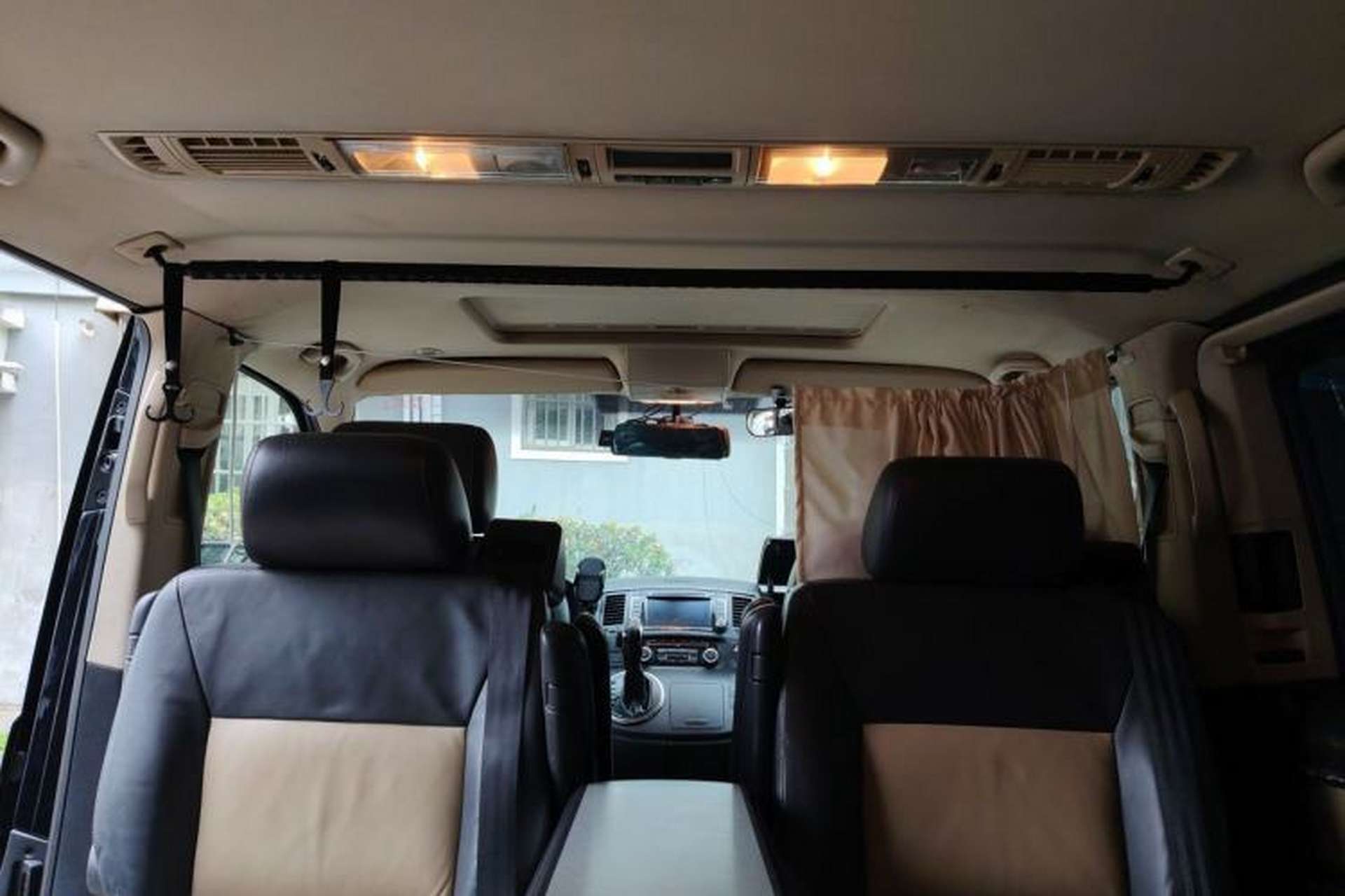 Used Volkswagen Multivan 2012 2.0 TSI Four-Wheel Drive Deluxe Edition Headliner