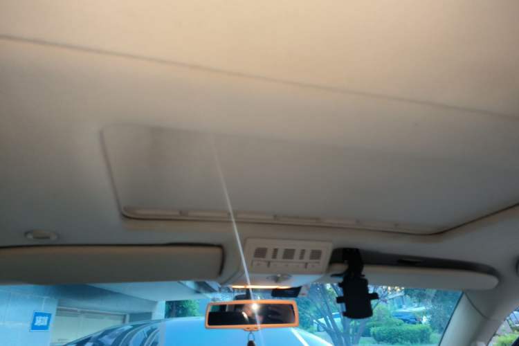 Used Volkswagen Multivan 2012 2.0 TSI Four-Wheel Drive Deluxe Edition Headliner