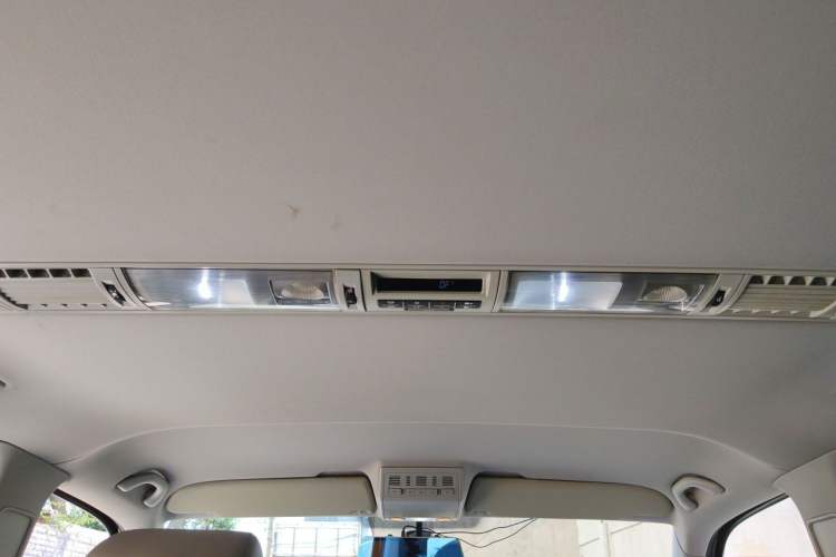 Used Volkswagen Multivan 2012 2.0 TSI Two-Wheel Drive Business Edition Headliner