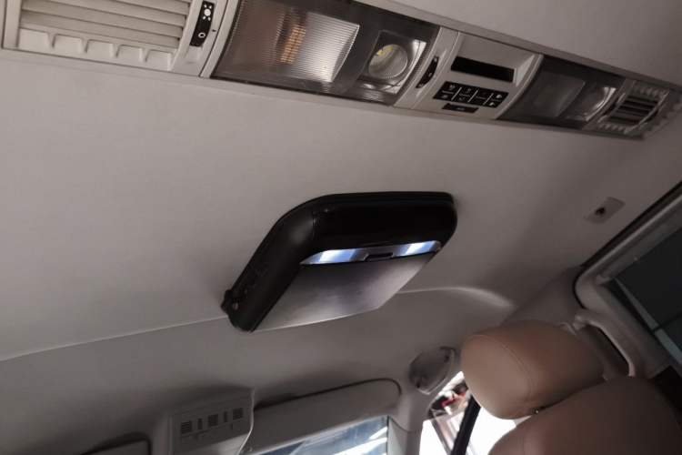 Used Volkswagen Multivan 2012 2.0 TSI Two-Wheel Drive Business Edition Headliner