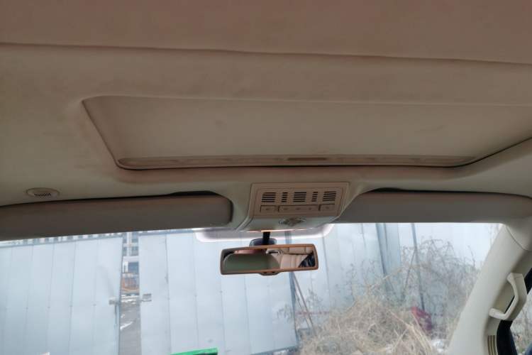 Used Volkswagen Multivan 2012 2.0 TSI Four-Wheel Drive Deluxe Edition Headliner