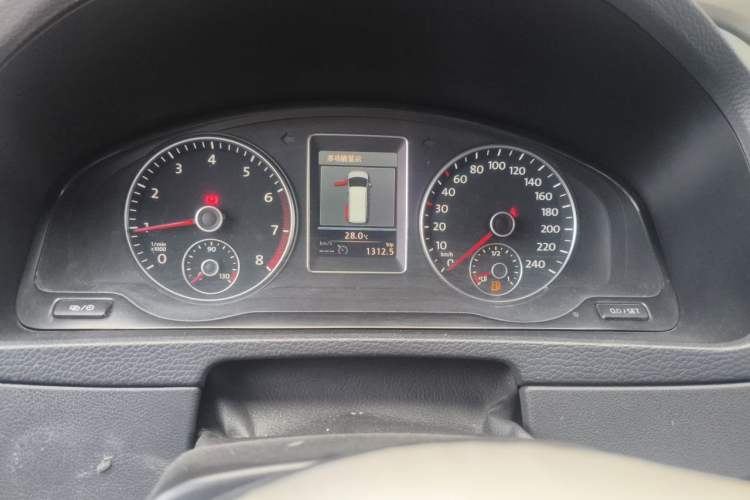 Used Volkswagen Multivan 2012 2.0 TSI Four-Wheel Drive Deluxe Edition Instrument Cluster