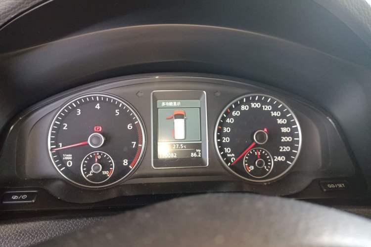 Used Volkswagen Multivan 2012 2.0 TSI Two-Wheel-Drive Luxury Edition Instrument Cluster