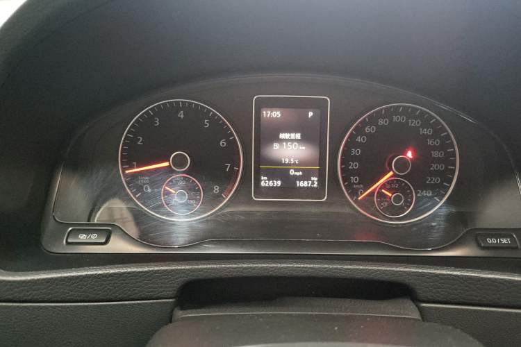 Used Volkswagen Multivan 2012 2.0 TSI Four-Wheel Drive Deluxe Edition Instrument Cluster