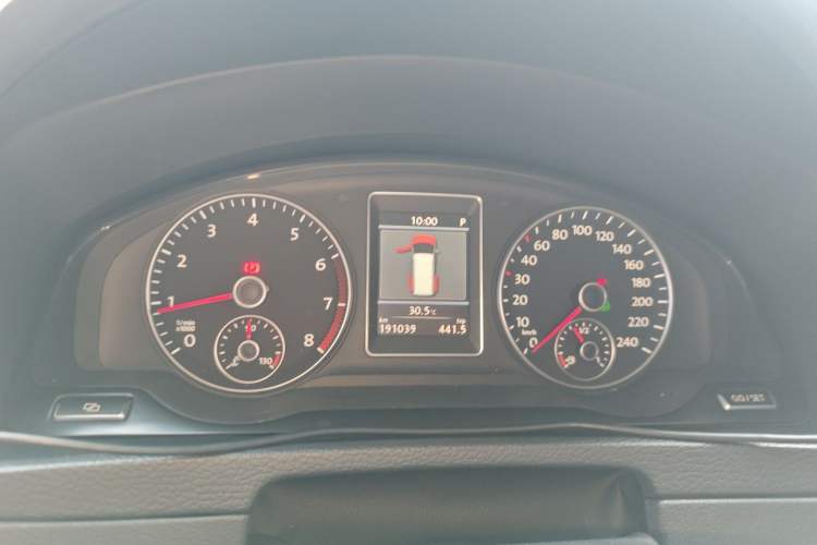 Used Volkswagen Multivan 2012 2.0 TSI Two-Wheel Drive Business Edition Instrument Cluster