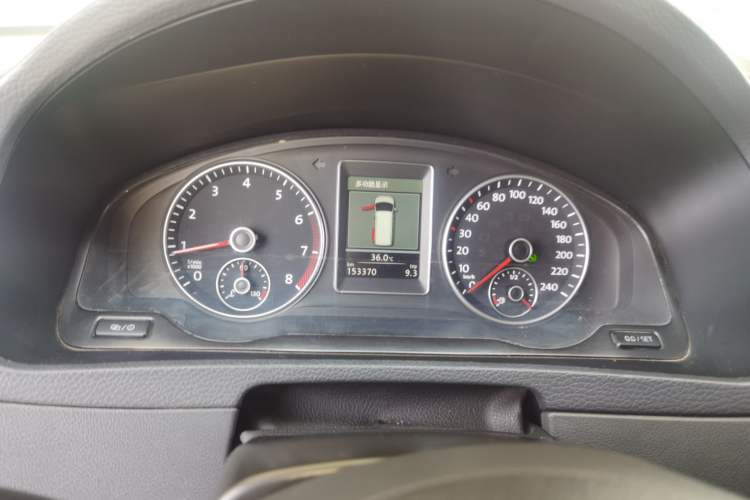 Used Volkswagen Multivan 2012 2.0 TSI Two-Wheel-Drive Luxury Edition Instrument Cluster