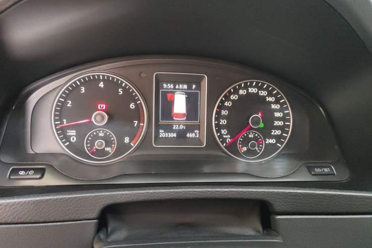 Used Volkswagen Multivan 2012 2.0 TSI Four-Wheel Drive Deluxe Edition Instrument Cluster