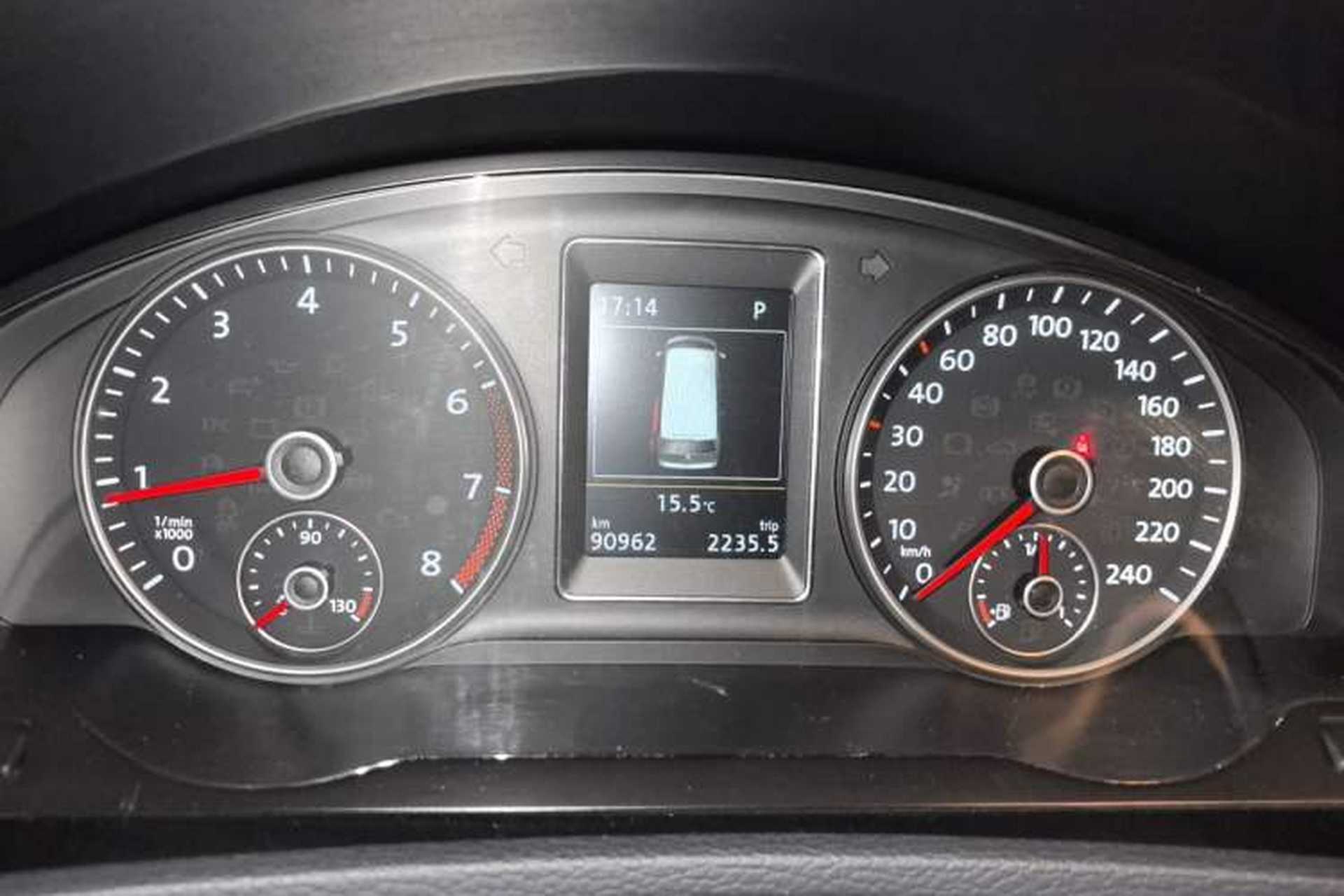 Used Volkswagen Multivan 2012 2.0 TSI Four-Wheel Drive Deluxe Edition Instrument Cluster