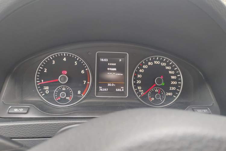 Used Volkswagen Multivan 2012 2.0 TSI Two-Wheel-Drive Luxury Edition Instrument Cluster