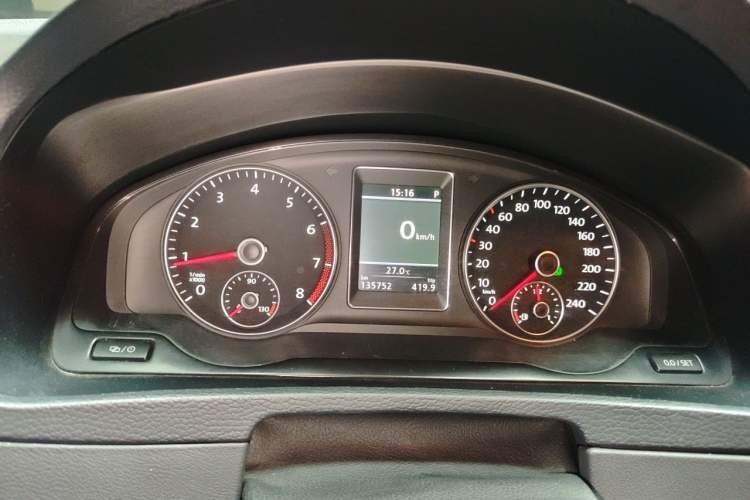 Used Volkswagen Multivan 2012 2.0 TSI Two-Wheel-Drive Luxury Edition Instrument Cluster