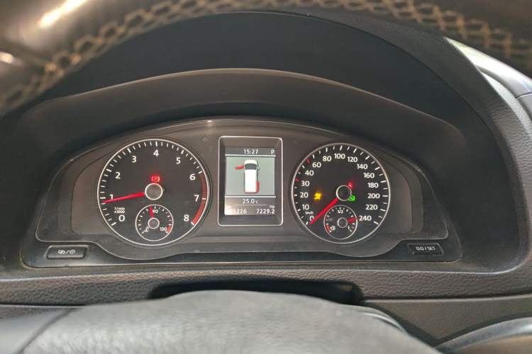 Used Volkswagen Multivan 2012 2.0 TSI Four-Wheel Drive Deluxe Edition Instrument Cluster