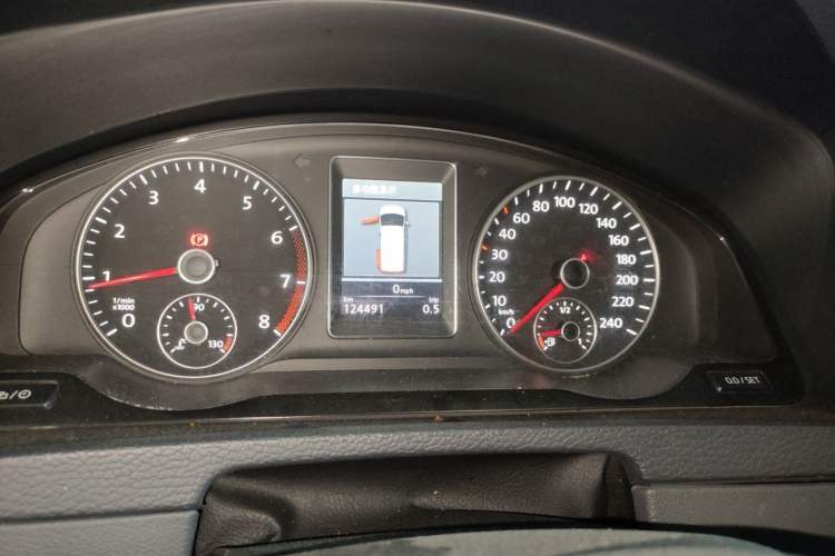 Used Volkswagen Multivan 2012 2.0 TSI Four-Wheel Drive Deluxe Edition Instrument Cluster