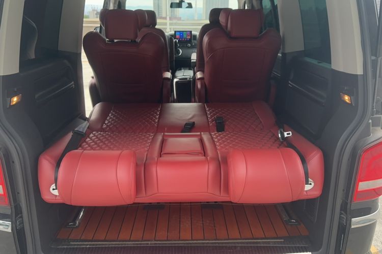 Used Volkswagen Multivan 2012 2.0 TSI Two-Wheel-Drive Luxury Edition Interior 13