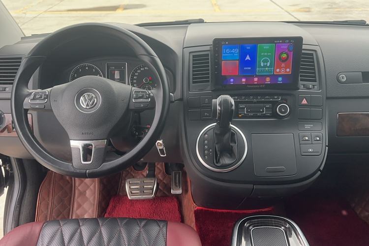 Used Volkswagen Multivan 2012 2.0 TSI Two-Wheel-Drive Luxury Edition Interior 3