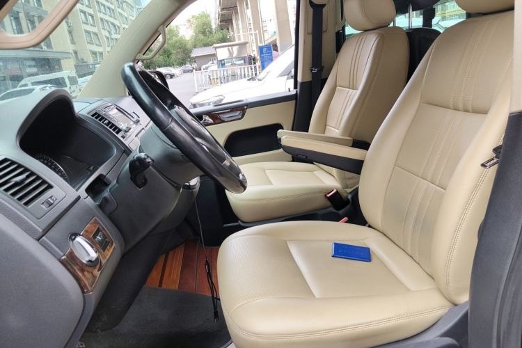 Used Volkswagen Multivan 2012 2.0 TSI Four-Wheel Drive Deluxe Edition Left Front Seat