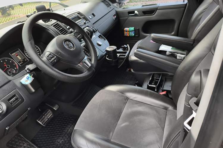 Used Volkswagen Multivan 2012 2.0 TSI Two-Wheel Drive Business Edition Left Front Seat