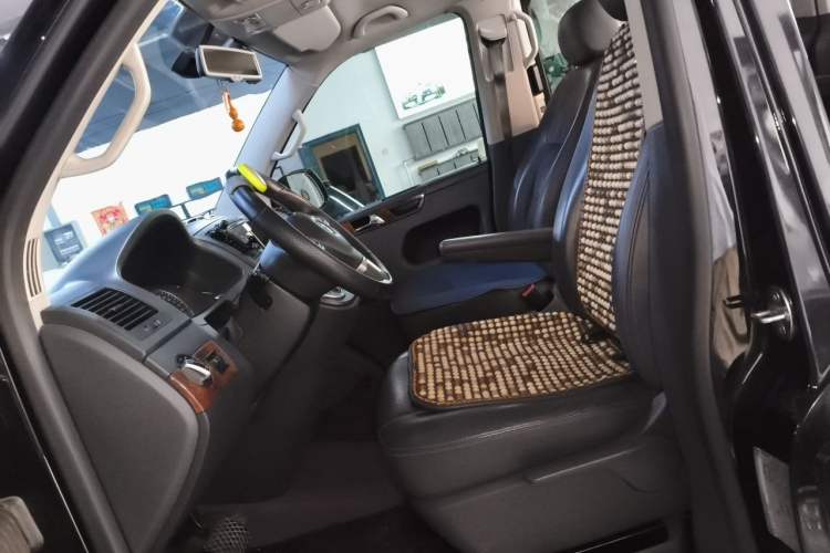 Used Volkswagen Multivan 2012 2.0 TSI Two-Wheel-Drive Luxury Edition Left Front Seat