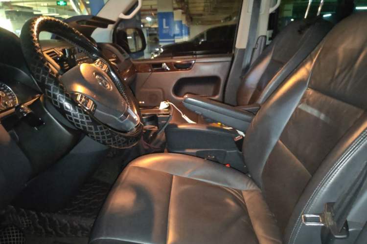 Used Volkswagen Multivan 2012 2.0 TSI Two-Wheel-Drive Luxury Edition Left Front Seat
