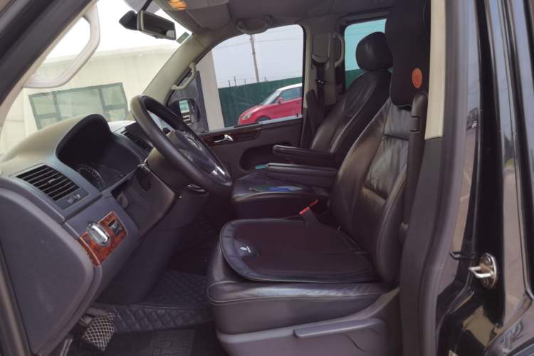 Used Volkswagen Multivan 2012 2.0 TSI Two-Wheel-Drive Luxury Edition Left Front Seat