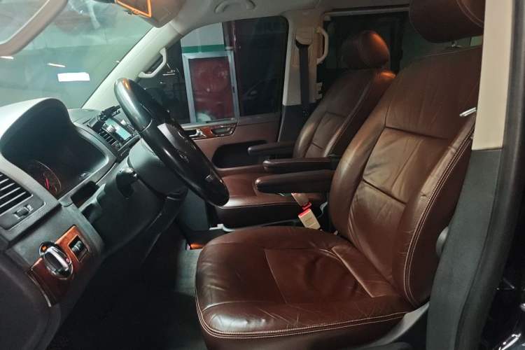 Used Volkswagen Multivan 2012 2.0 TSI Two-Wheel-Drive Luxury Edition Left Front Seat