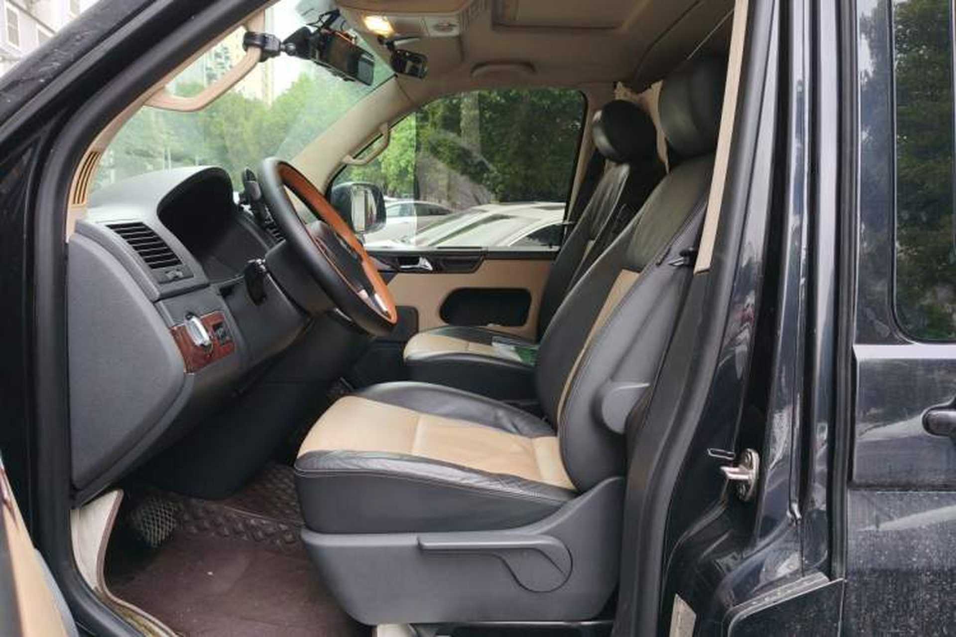 Used Volkswagen Multivan 2012 2.0 TSI Four-Wheel Drive Deluxe Edition Left Front Seat
