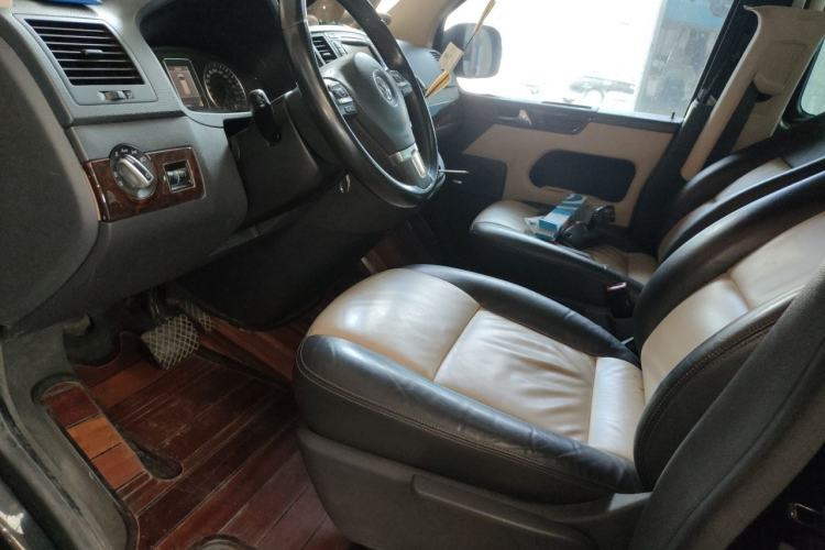 Used Volkswagen Multivan 2012 2.0 TSI Four-Wheel Drive Deluxe Edition Left Front Seat