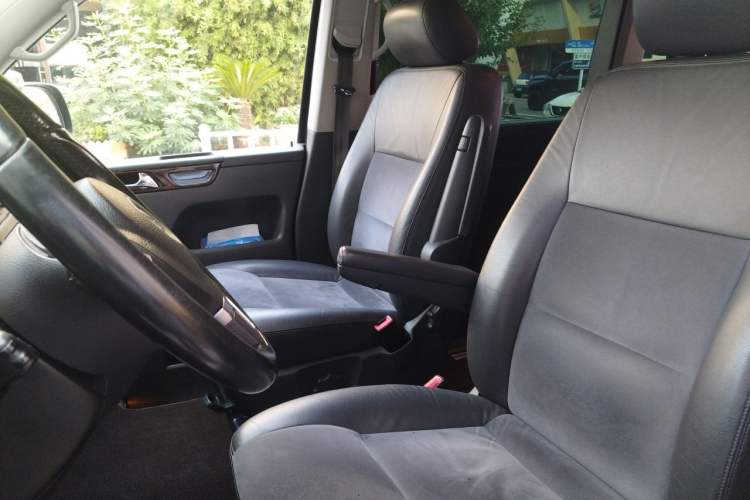 Used Volkswagen Multivan 2012 2.0 TSI Two-Wheel Drive Business Edition Left Front Seat