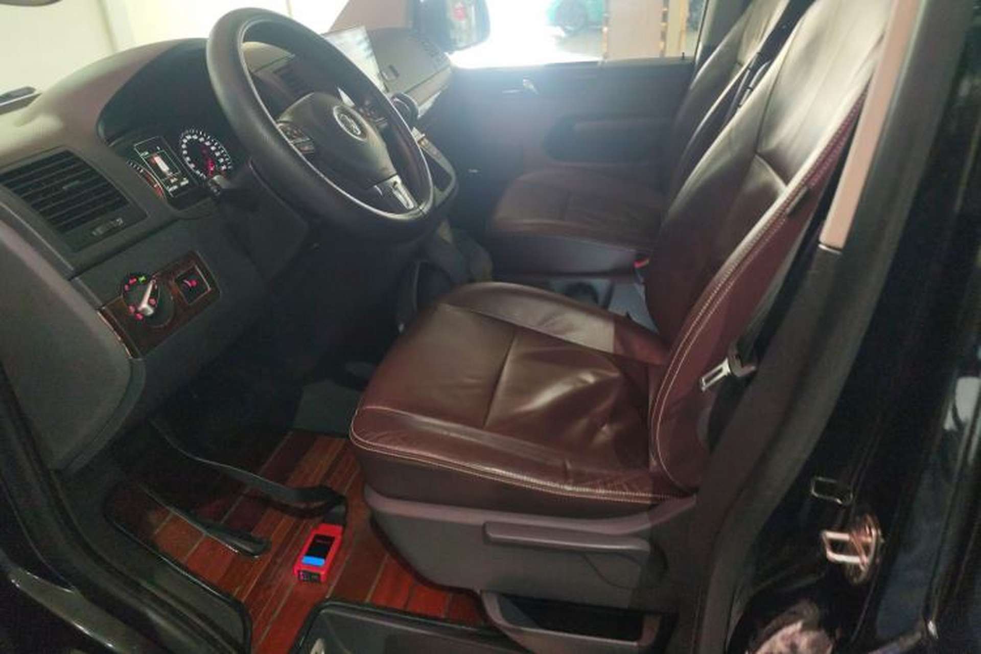 Used Volkswagen Multivan 2012 2.0 TSI Two-Wheel-Drive Luxury Edition Left Front Seat