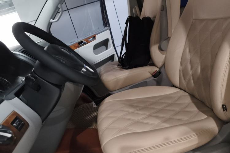 Used Volkswagen Multivan 2012 2.0 TSI Two-Wheel Drive Business Edition Left Front Seat