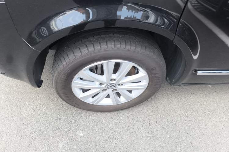 Used Volkswagen Multivan 2012 2.0 TSI Two-Wheel-Drive Luxury Edition Left Front Wheel Hub