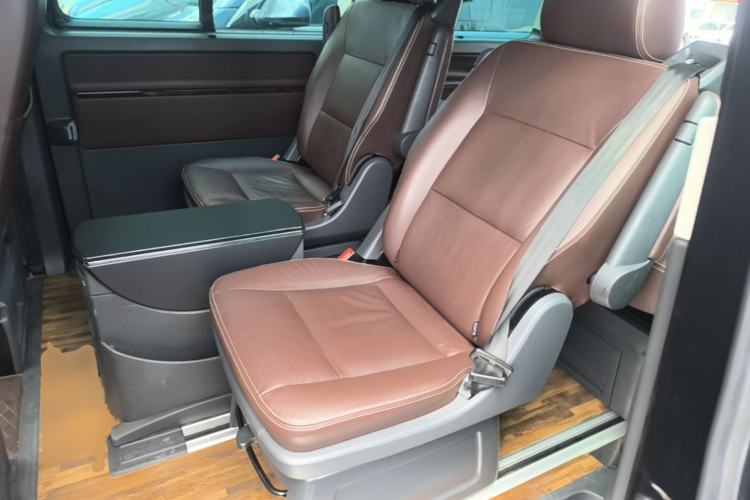 Used Volkswagen Multivan 2012 2.0 TSI Two-Wheel-Drive Luxury Edition Left Rear Seat