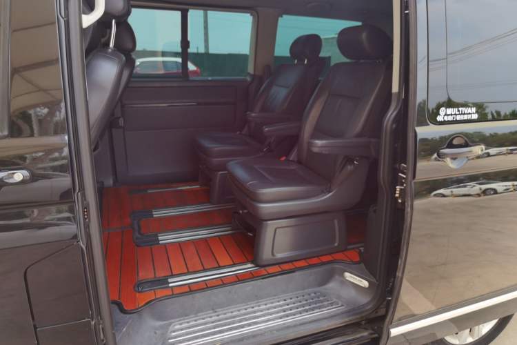 Used Volkswagen Multivan 2012 2.0 TSI Two-Wheel-Drive Luxury Edition Left Rear Seat