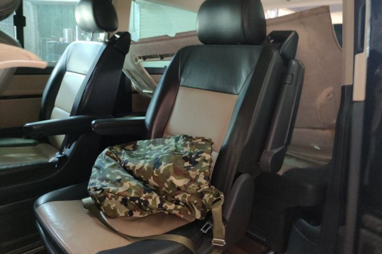 Used Volkswagen Multivan 2012 2.0 TSI Four-Wheel Drive Deluxe Edition Left Rear Seat